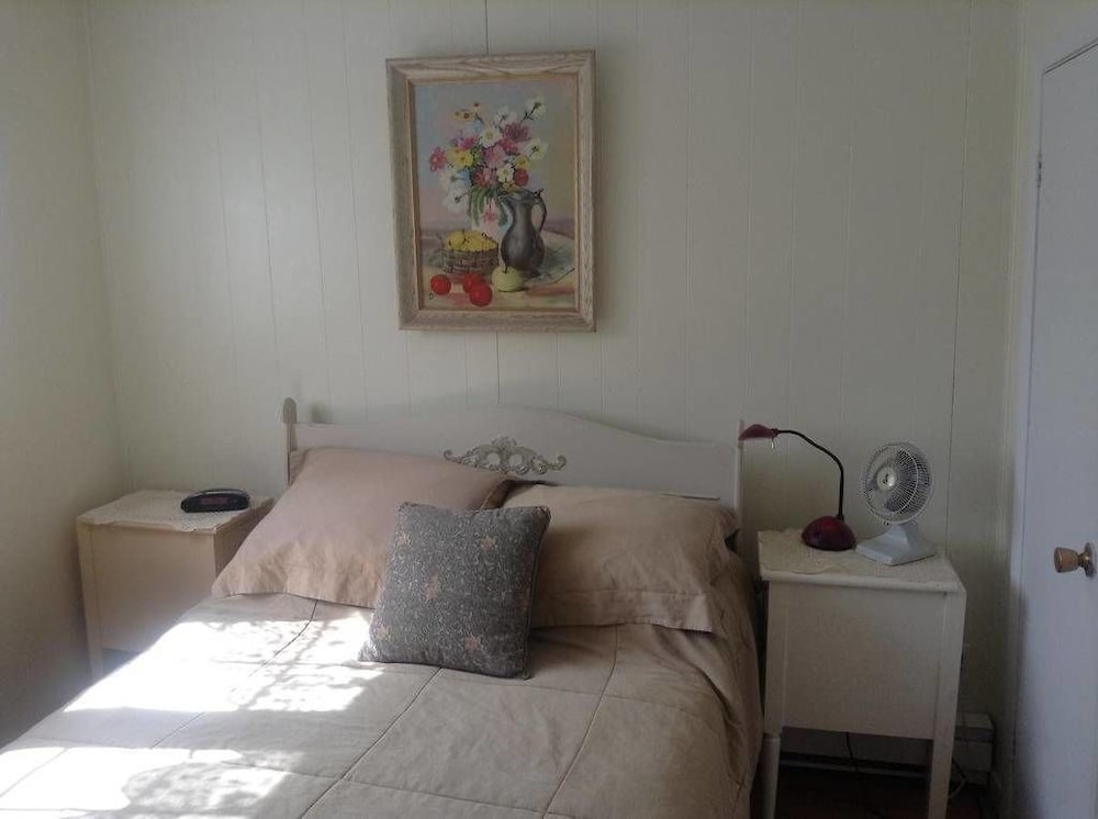 Room, 1 Double Bed, Shared Bathroom photo 1