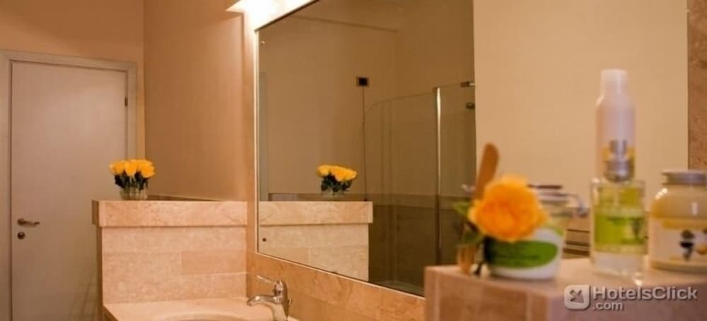 Deluxe Studio Suite, Non Smoking photo 3