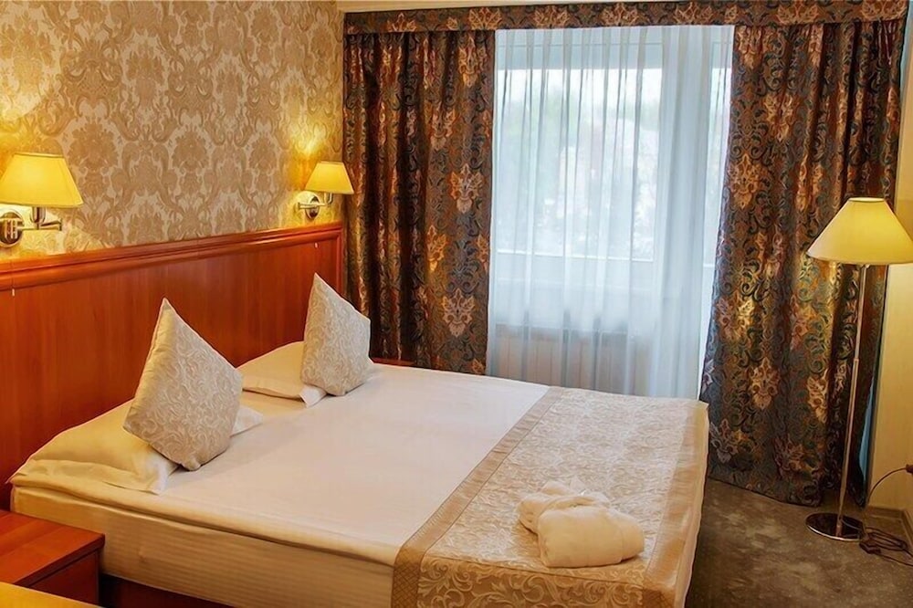Standard Double Room - Photo 1