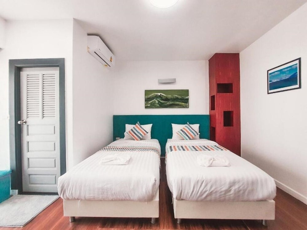 Standard Twin Room - Photo 1