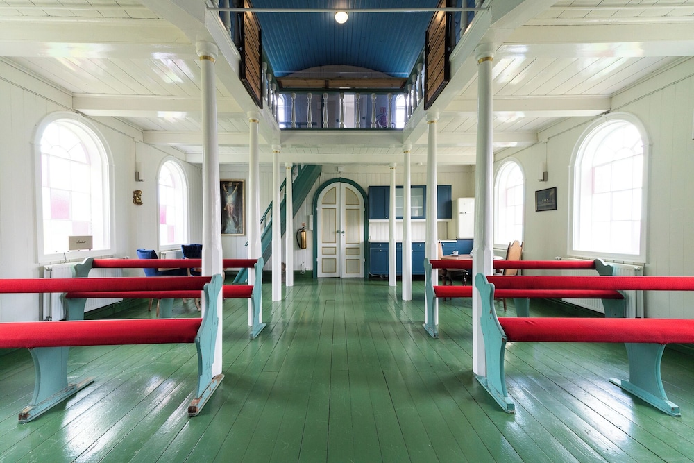 Exclusive Suite, Old Church photo 3