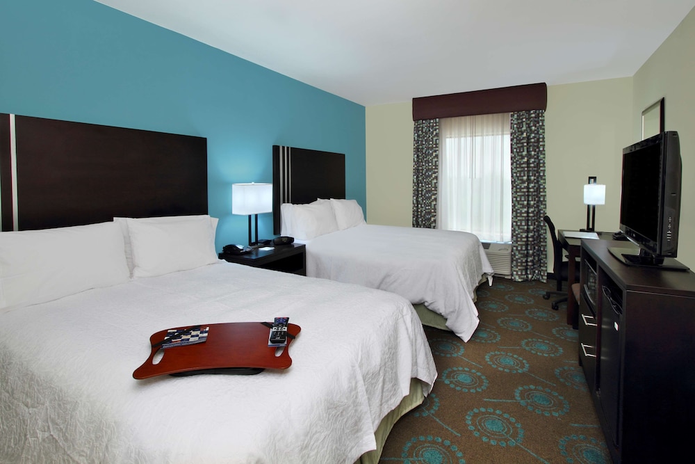Room, 2 Queen Beds, Accessible, Non Smoking