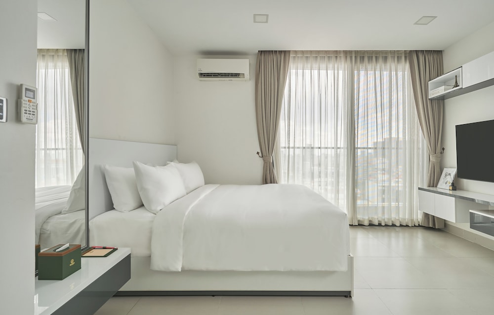 Apartment, 1 Bedroom, City View - Photo 3