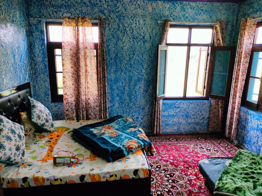 Deluxe Room, City View