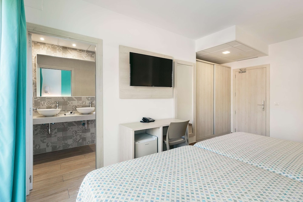 Standard Room (1 Adult) photo 3