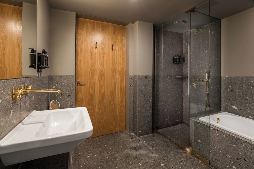 Triple Room (Prestige) photo 2