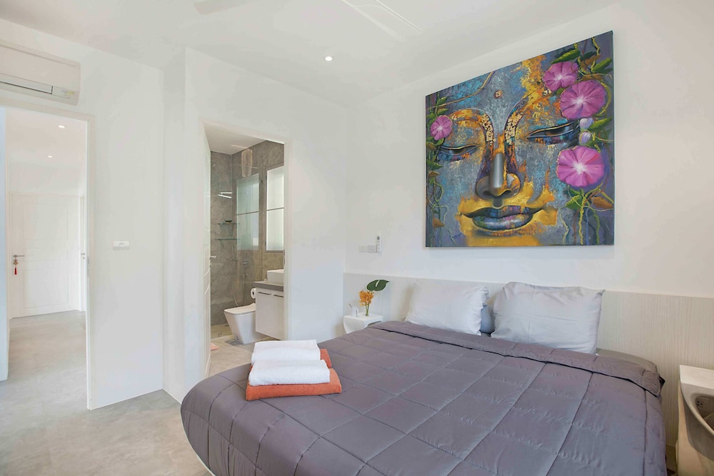 Luxury 3 Bedroom Bungalow with Ocean View and Private Infinity Pool BB8 photo 2