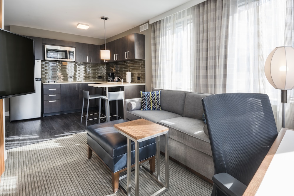 Suite, 1 Bedroom (Hearing Accessible) photo 1