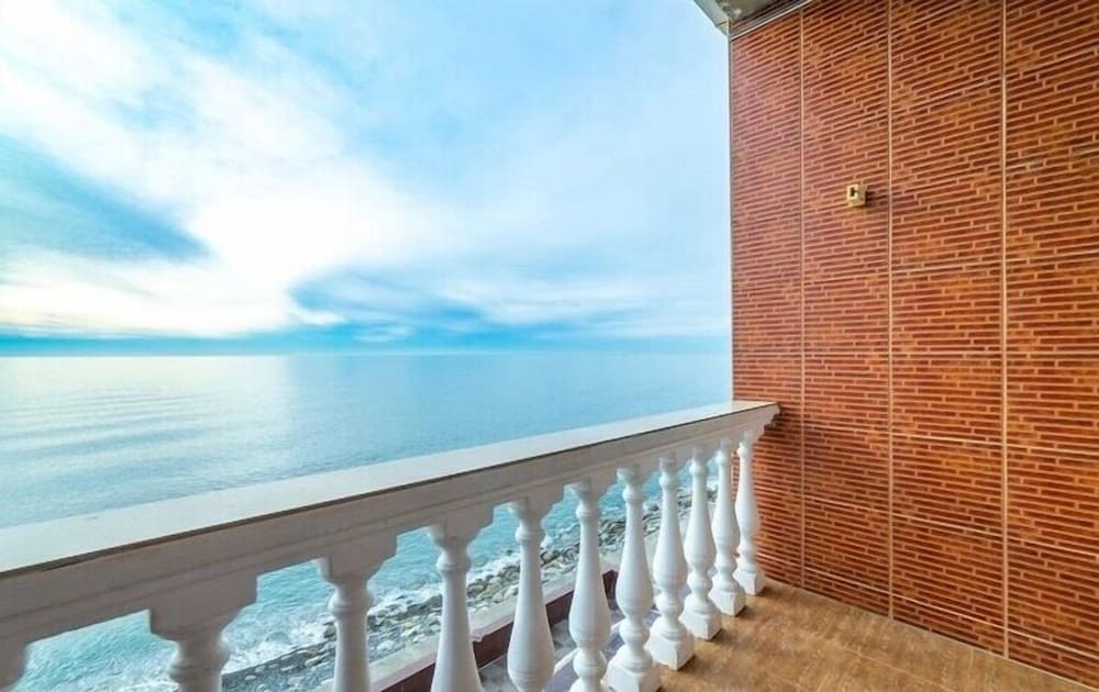 Deluxe Triple Room, Sea View photo 3