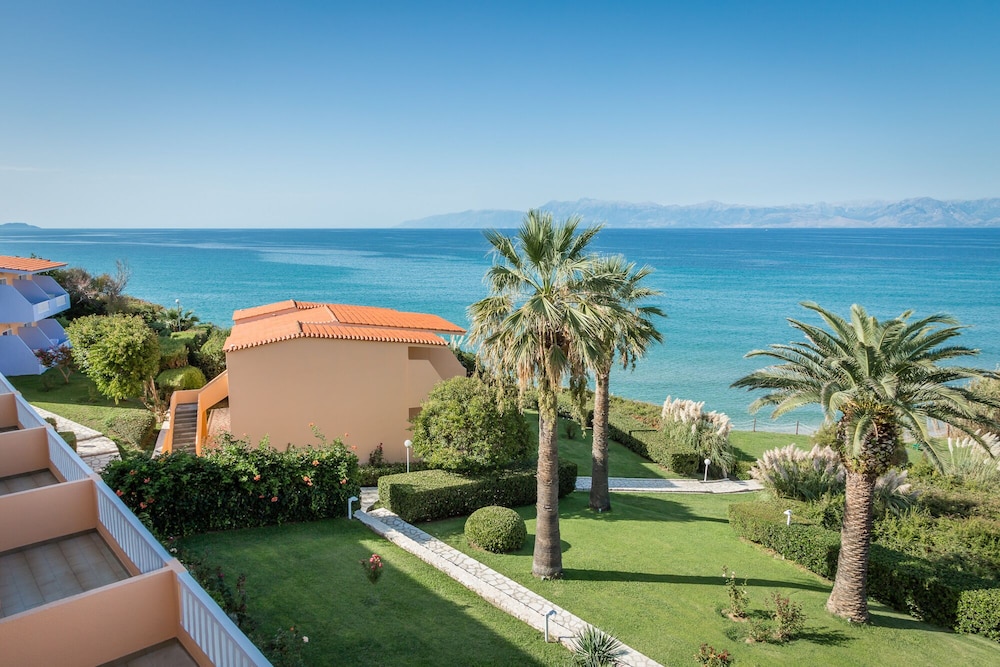 Double Room, Sea View - Photo 10