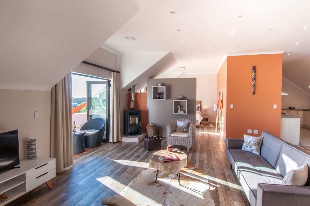 Luxury Suite photo 1