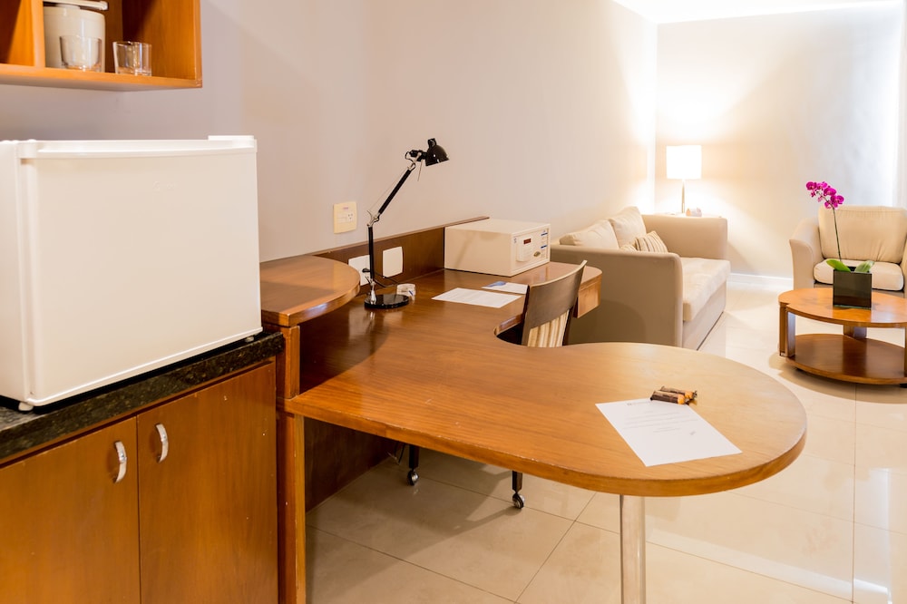 Suite, Bathtub (Master) photo 2