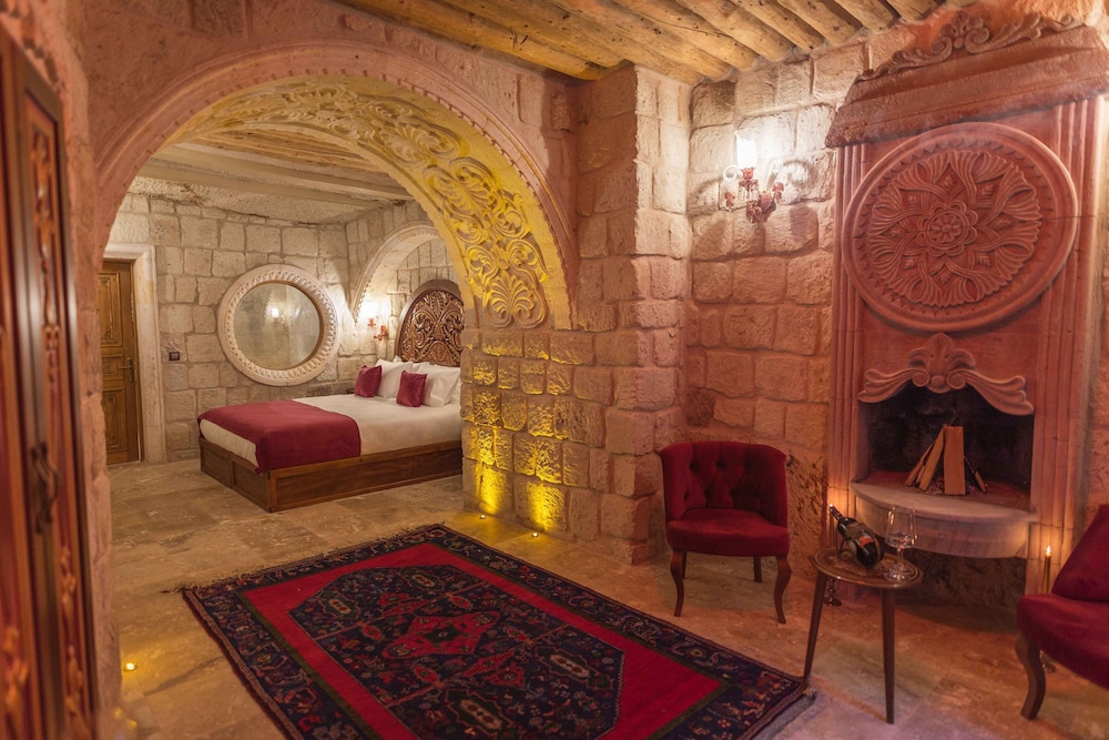 Jakuzili Suite - Photo 21