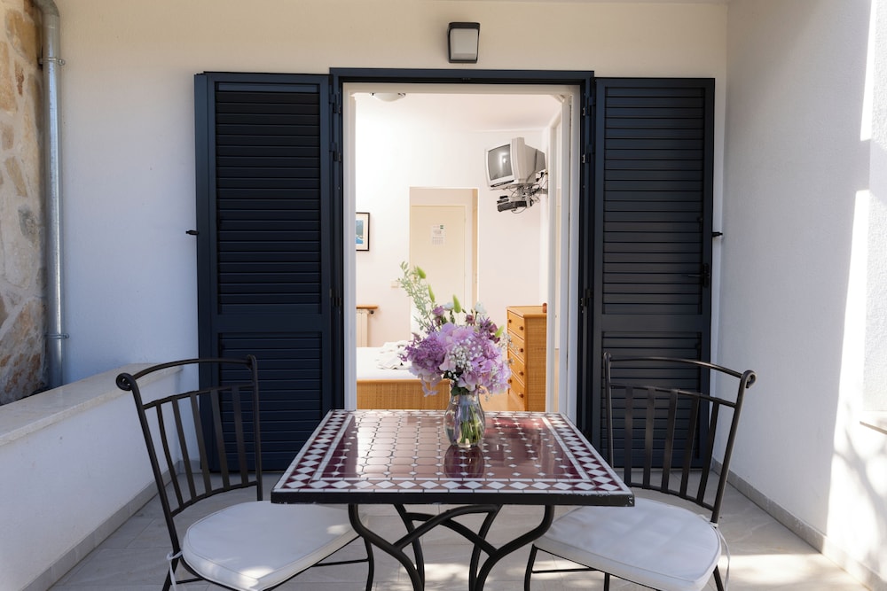 Double Room, Balcony, Park View