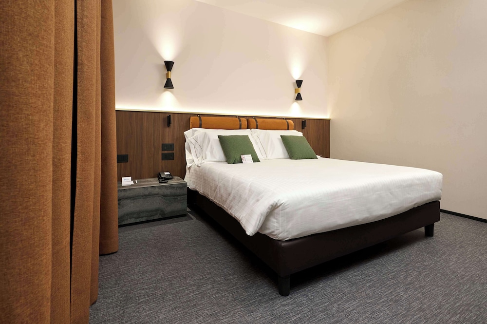 Executive Room, 1 Queen Bed - Photo 1