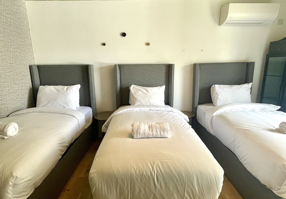 Triple Room, Ensuite
