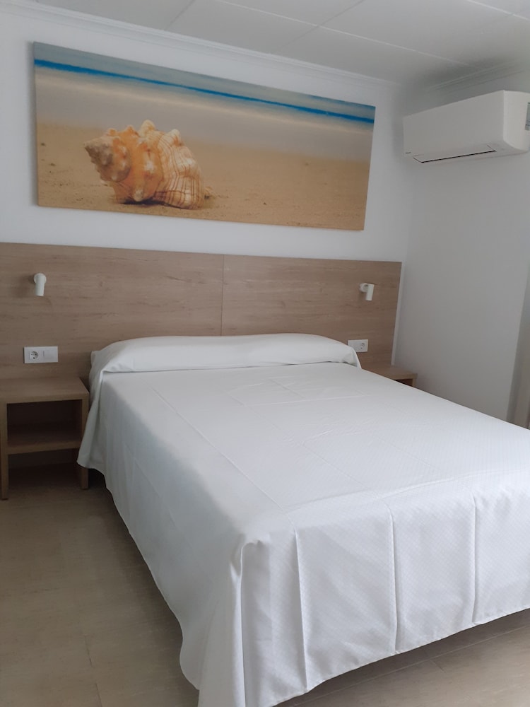 Double or twin room with terrace, 2 people - Photo 14