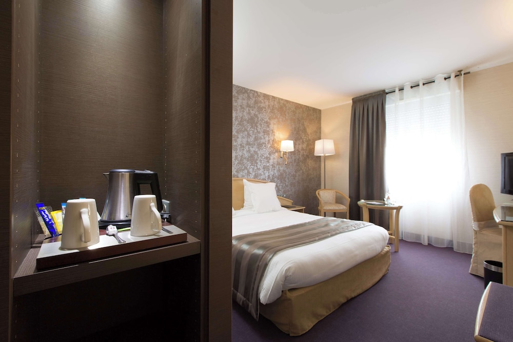 Superior Room, 1 Queen Bed, Non Smoking - Photo 4