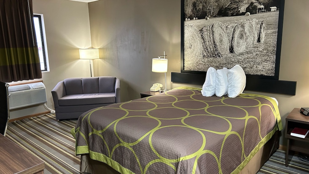 Standard Room, 1 Queen Bed - Photo 1