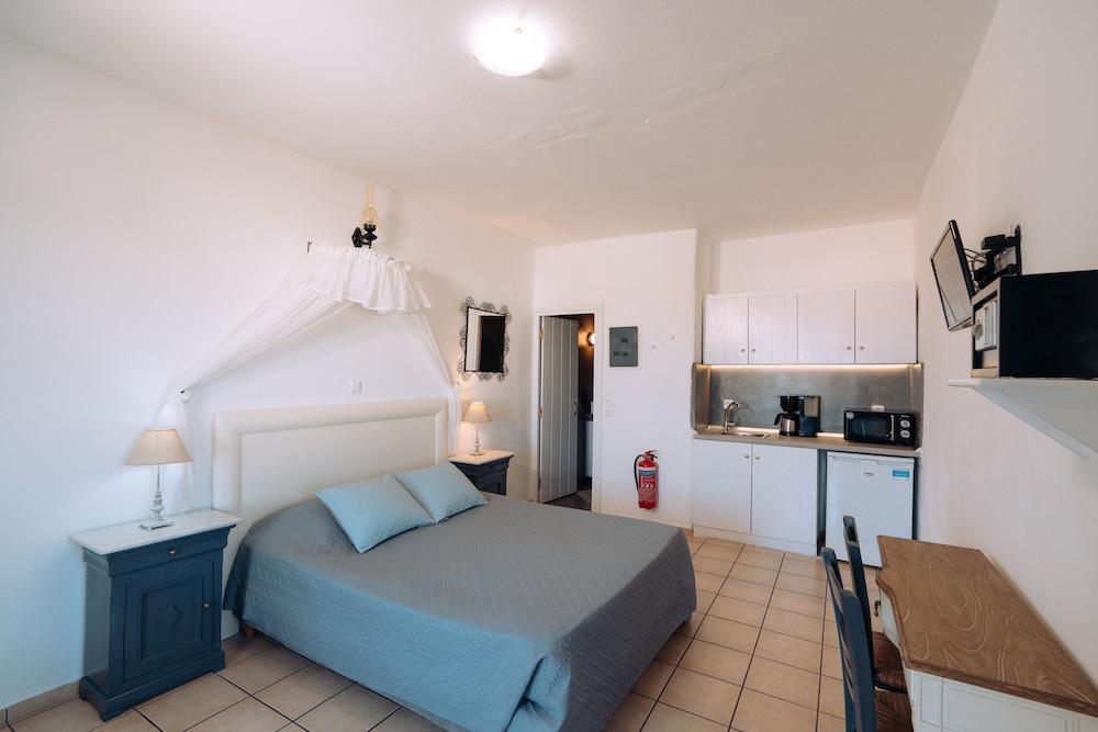 Standard Double Room, 1 Queen Bed, City View
