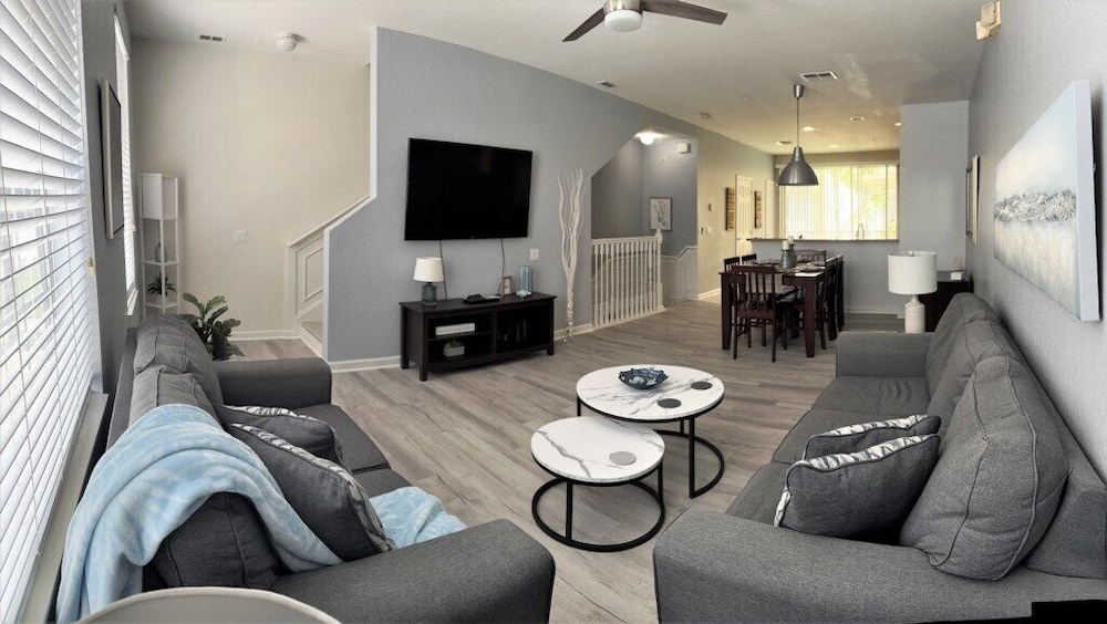 Luxury Townhome, 2 Bedrooms, Non Smoking, Resort View