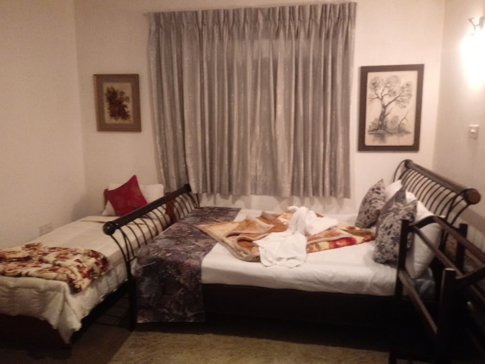 Deluxe Quadruple Room (Room No 3)