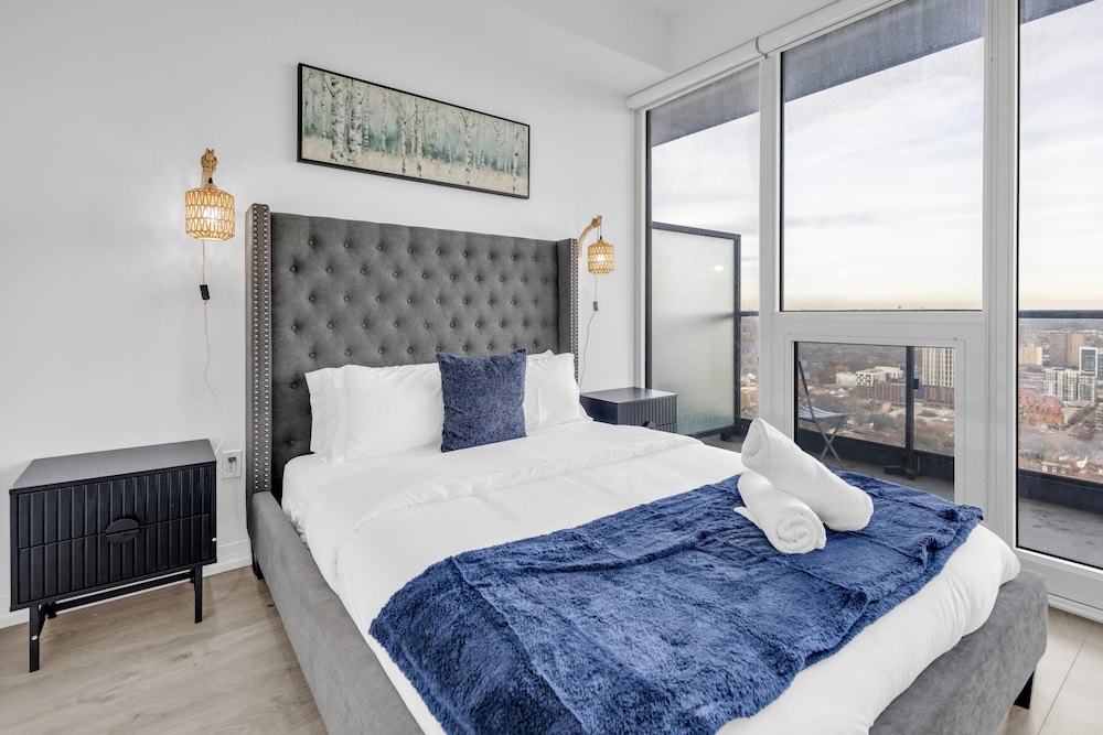 Luxury Apartment, Multiple Beds