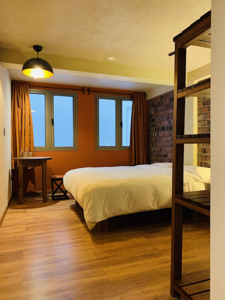 Basic Single Room photo 1