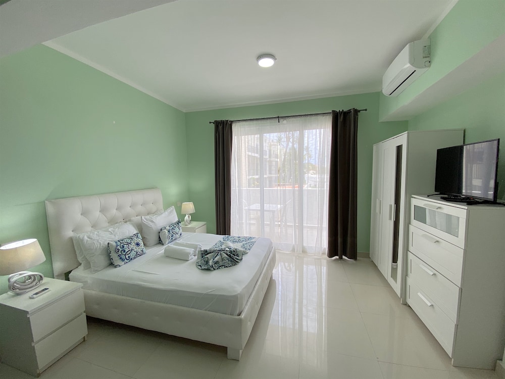 Executive Studio Suite