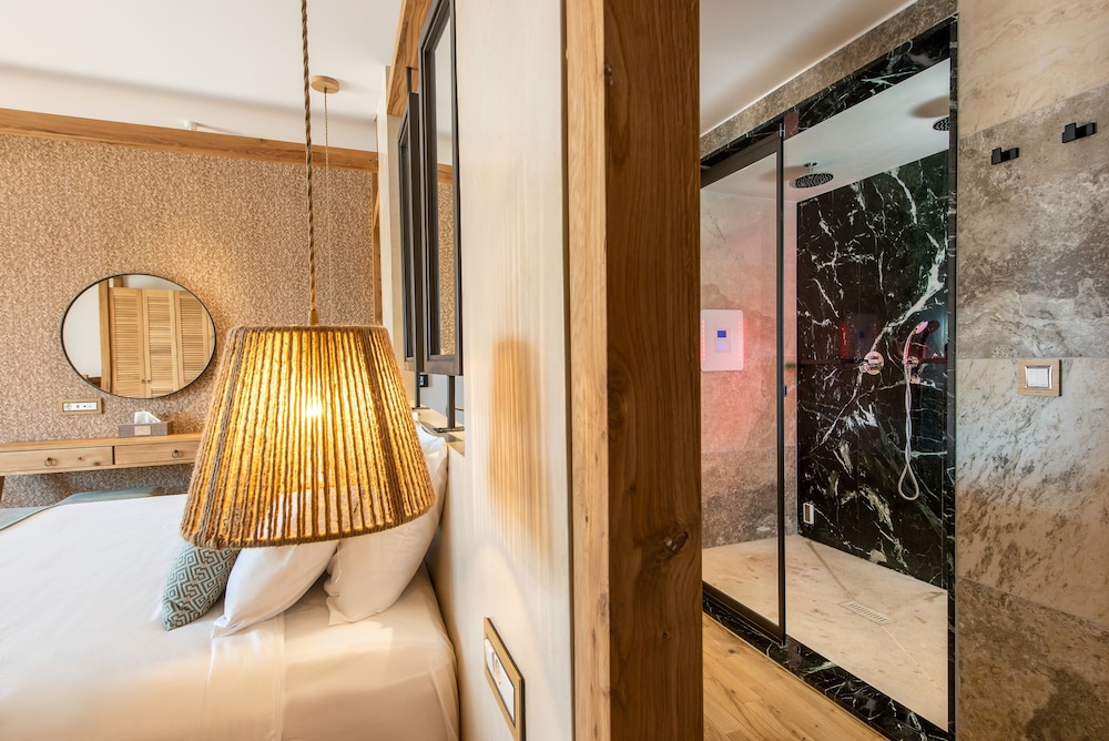 Premium Double Room (Steam bath)