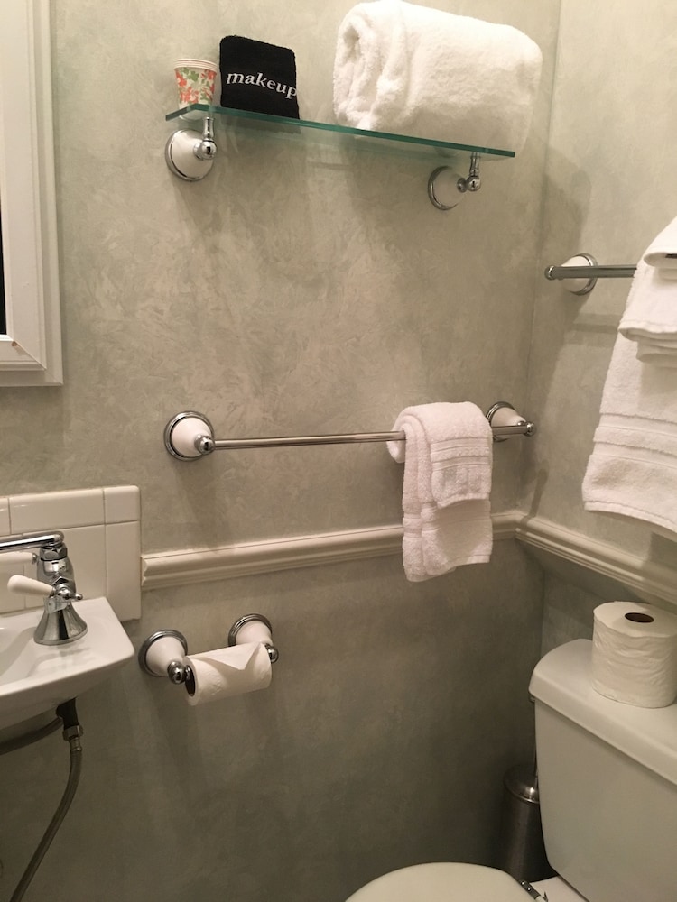 Room, Private Bathroom (Garden Room) photo 2
