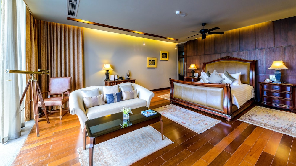 Royal villa- 2 Bedroom - Photo 3