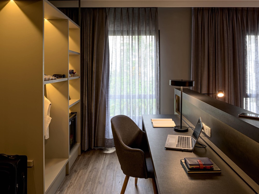 Superior Room, 1 Double Bed with Sofa bed - Photo 4