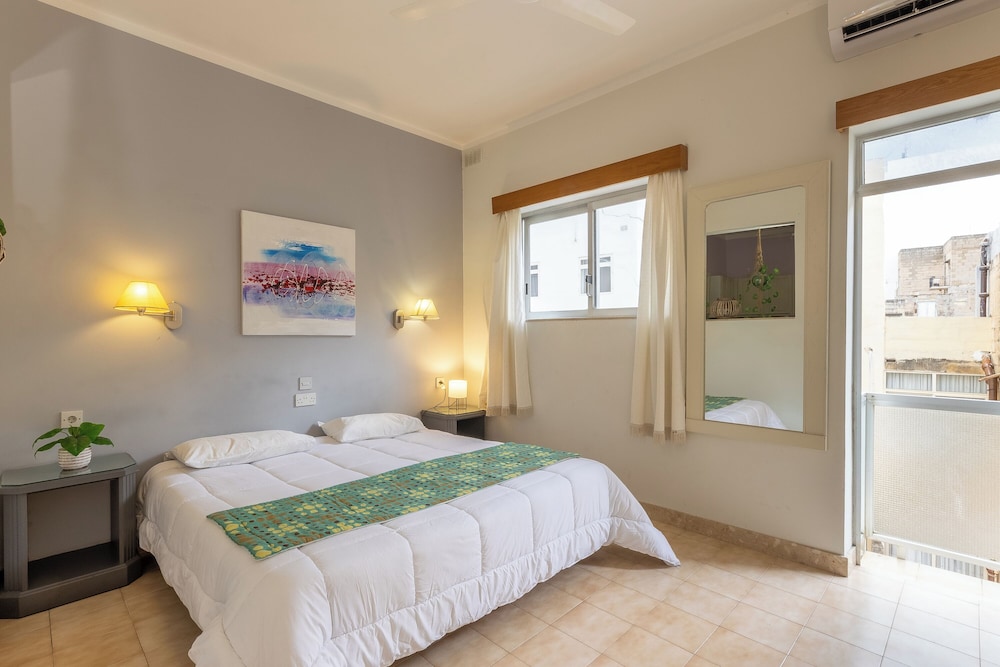 Standard Apartment, Multiple Bedrooms (Exiles Bay - Stefanella apart 6)