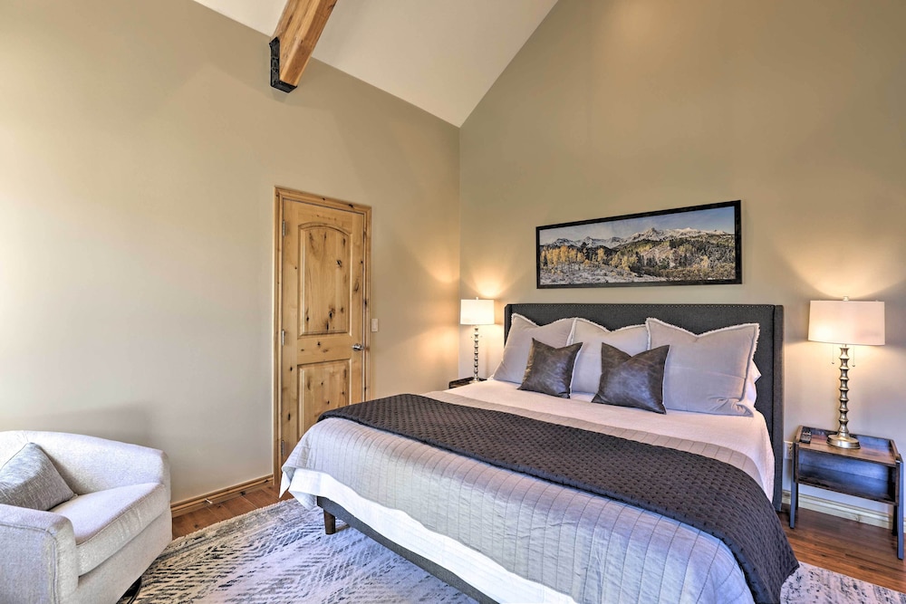 House (4 Bedrooms) photo 1