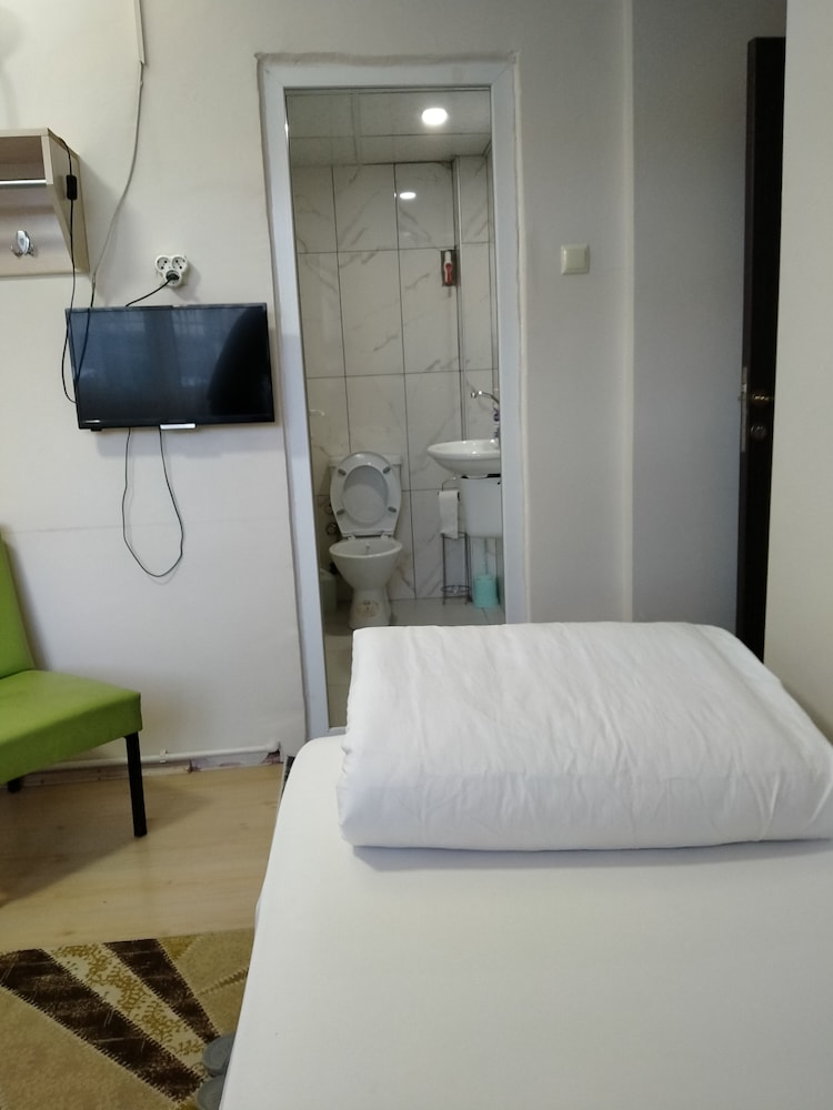 Standard Single Room photo 3