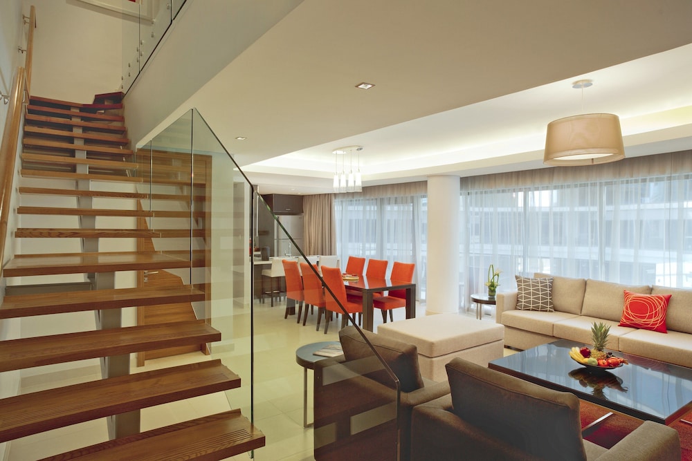 Apartment, 3 Bedrooms, Balcony, City View (Duplex)