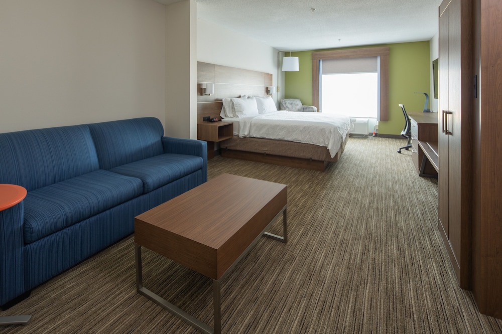 Standard Room, 1 King Bed, Accessible (Communication Accessible) - Photo 4