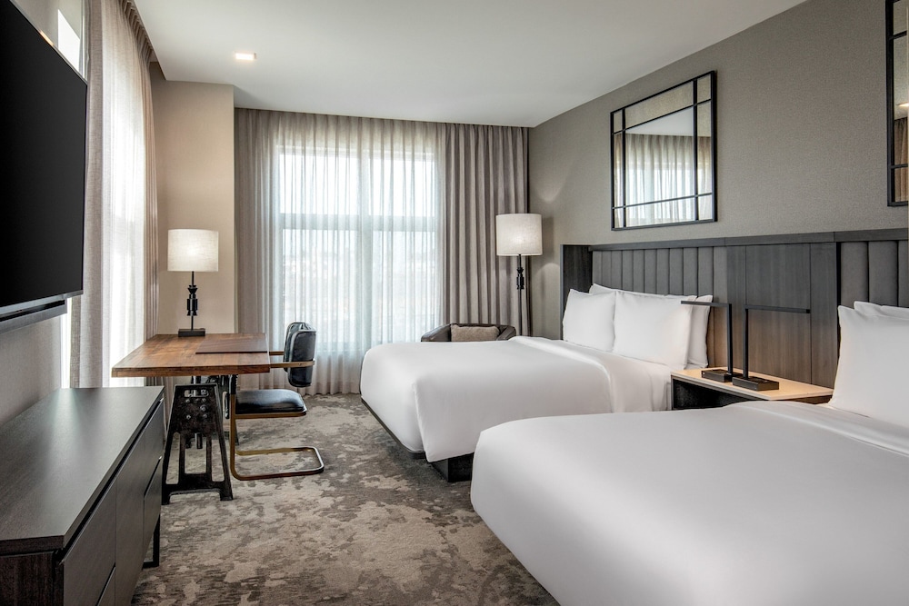 Standard Room, 2 Queen Beds (Mobility Accessible, Tub) photo 3