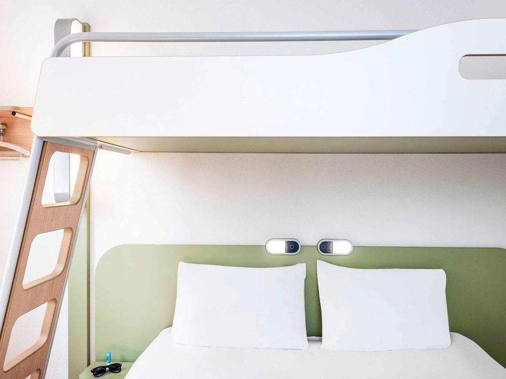 Triple Room, Multiple Beds photo 1