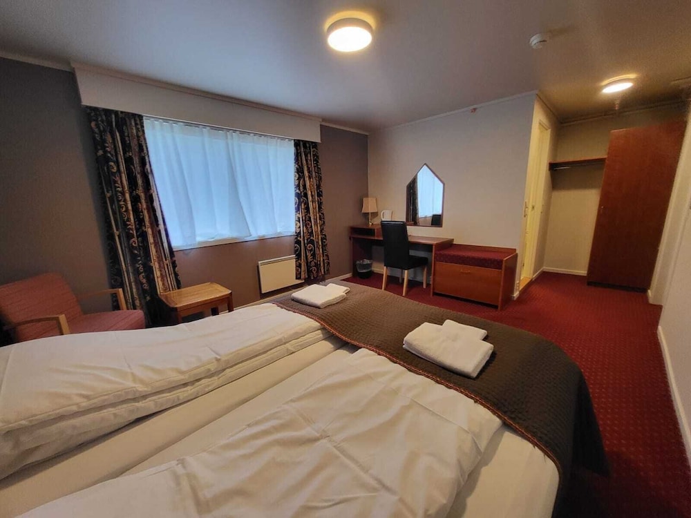 Superior Double Room, 2 Twin Beds photo 2