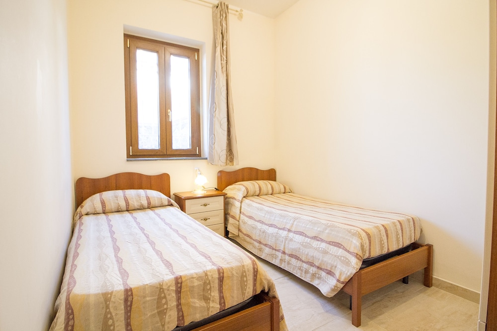 Panoramic Apartment, 2 Bedrooms, Sea View photo 3