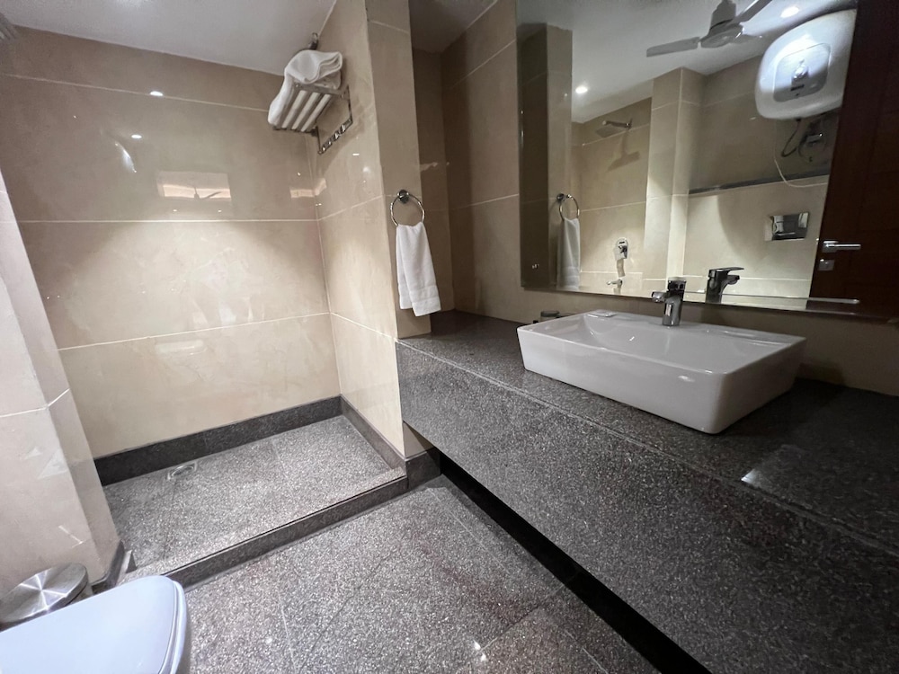 Executive Room photo 2