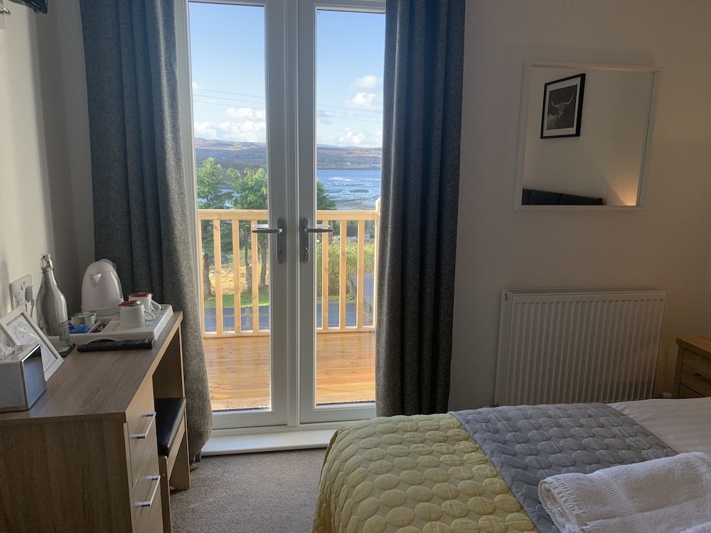 Double Room, 1 Double Bed, Lake View photo 3