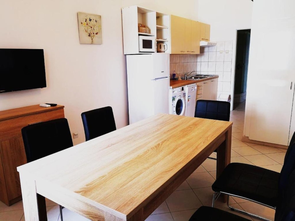 Apartment (Superior Two-Bedroom Apartment with S) photo 2