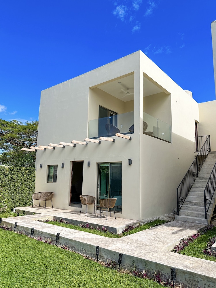 Romantic Villa photo 3