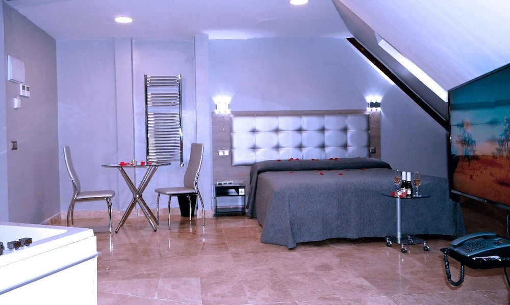Habitación Doble, Jacuzzi (Suite Matrimonial Con Jacuzzi)