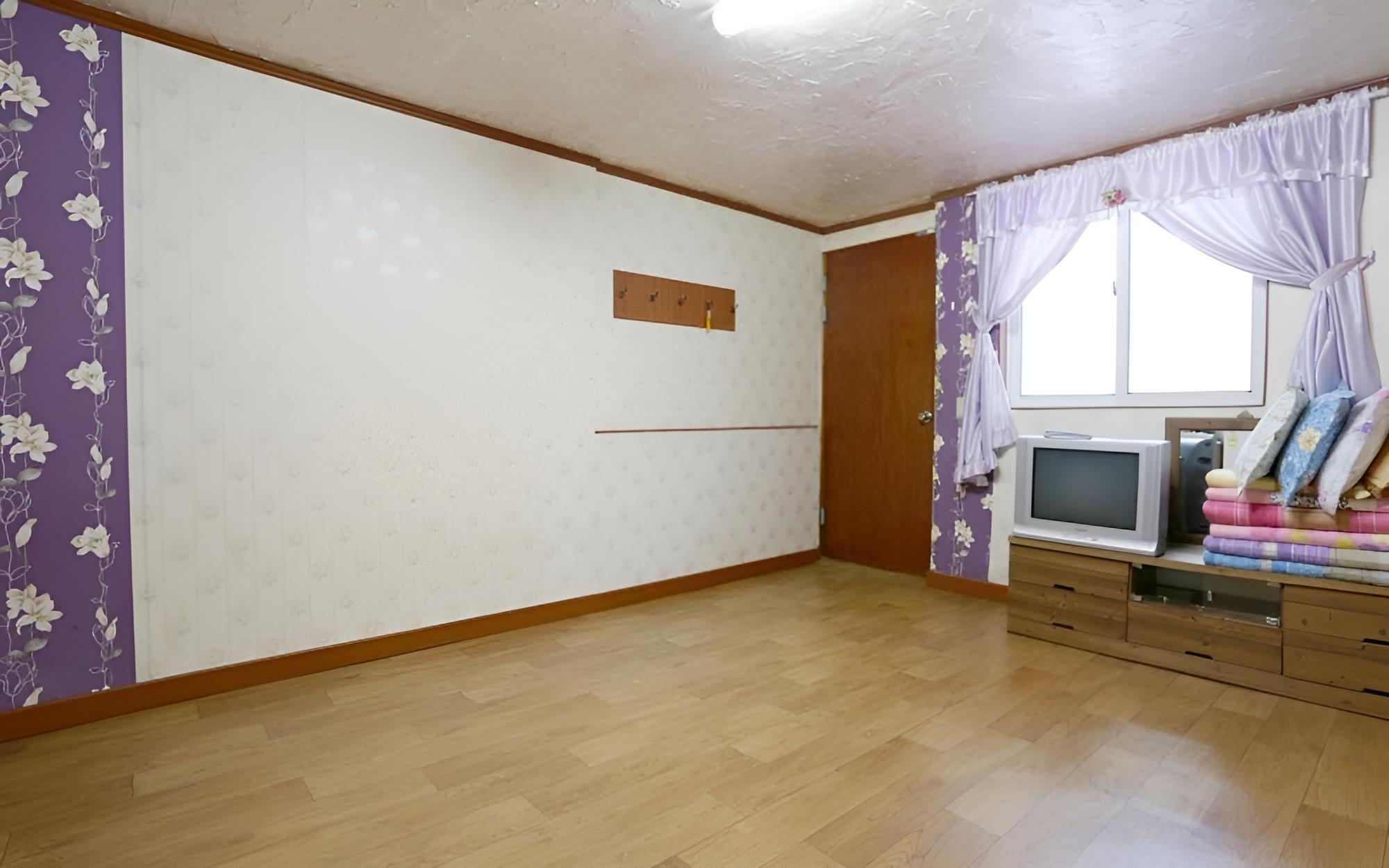 Room (Grape) photo 3