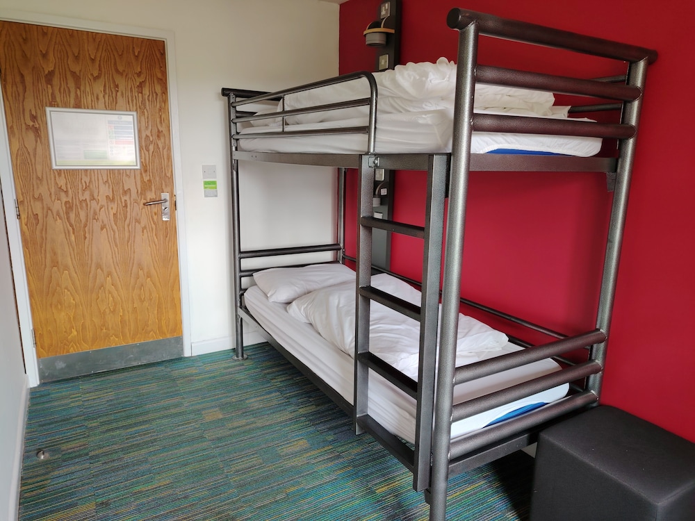 Room (2 Bed Private) photo 3