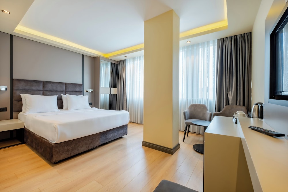 Standard Double Room - Photo 5